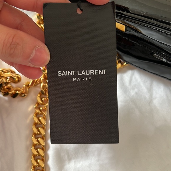 YSL Vicky crossbody bag Versatile and also works as small handbag - Picture 7 of 11